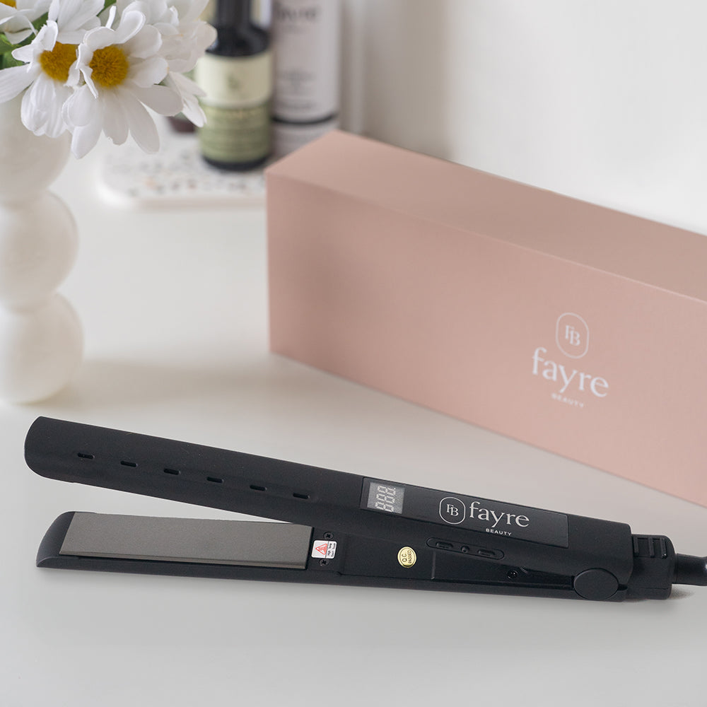 Fayre Pro Titanium Hair Straightener (New)